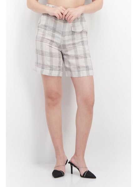 اشتري Women Plaid Basic Short, Beige/Brown في الامارات