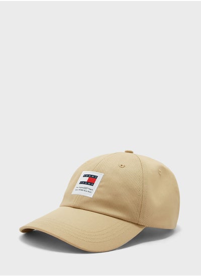 اشتري Curved Peak Caps في السعودية