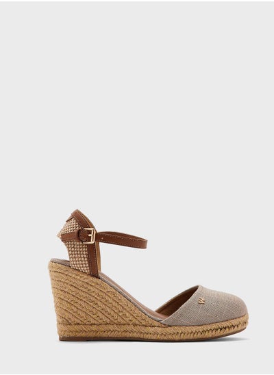 Buy Brava Wedge Sandals in Saudi Arabia