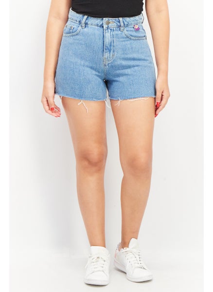 اشتري Women Washed Raw Hem Denim Short, Blue في السعودية