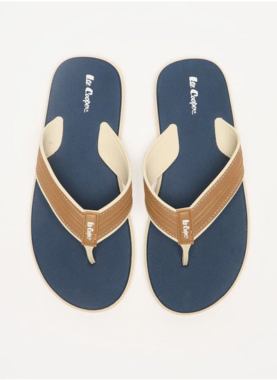 اشتري Men's Textured Flip Flops في الامارات