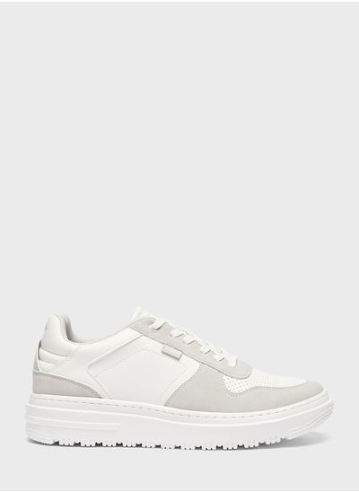 اشتري Casual Low-Top Sneakers في السعودية