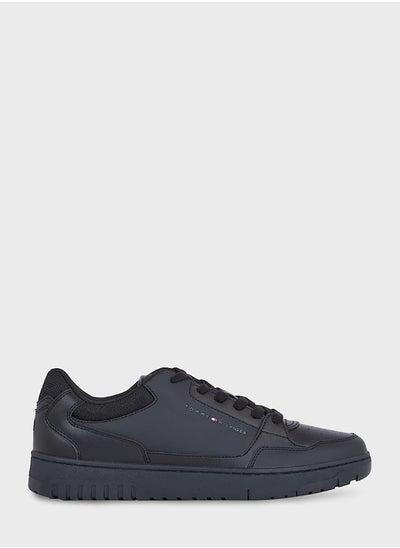 اشتري Casual Low Top Sneakers في الامارات