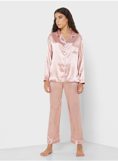 اشتري Satin Shirt & Pyjama Set في الامارات