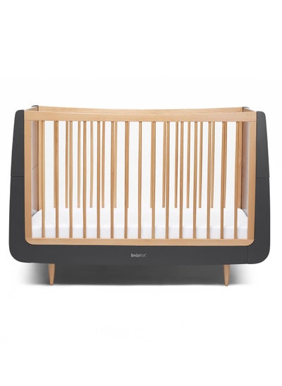 اشتري Snuzkot Skandi Convertible Cot Bed - Slate Natural 120 X 81 X 25.5 Cm Suitable From 0 To 10 Years With Extension Kit في الامارات