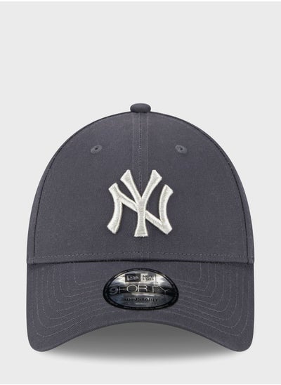 Buy 9Forty New York Yankees Cap in UAE