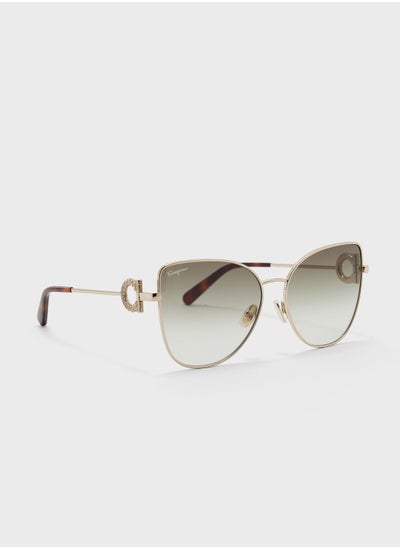 اشتري Cat Eye Oversized Sunglasses في الامارات