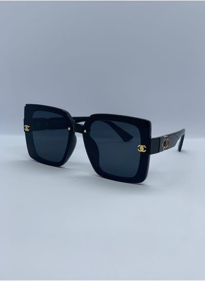 اشتري Elegant Oversized Square Sunglass with Gold Accents في مصر