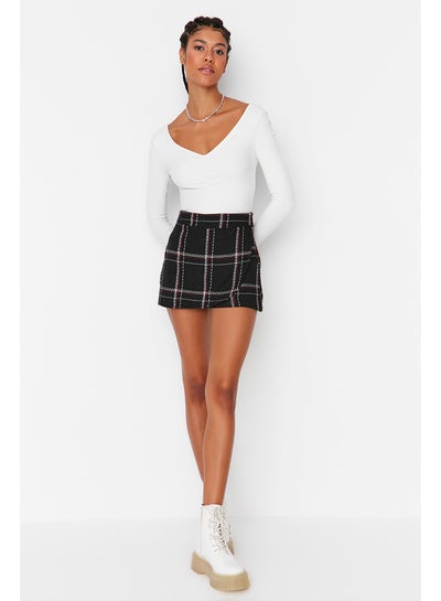 اشتري Shorts - Black - Normal Waist في مصر