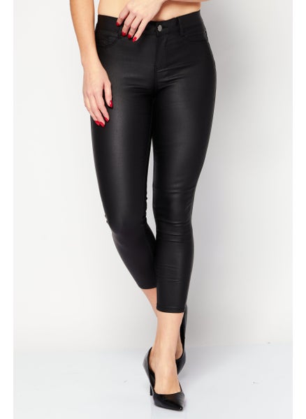 اشتري Women Slim Fit Solid Stretchable Jeans, Black في الامارات