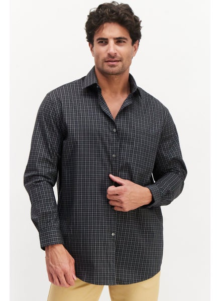 اشتري Men Regular Fit Plaid Long Sleeves Dress Shirt, Black في الامارات