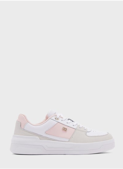 اشتري Essential Retro Basket Low Top Sneakers في السعودية