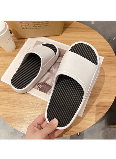 اشتري Korean Style Summer Thick Bottom Soft Fashion Slippers في الامارات