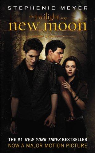 Buy New Moon Paperback English by Stephenie Meyer in UAE