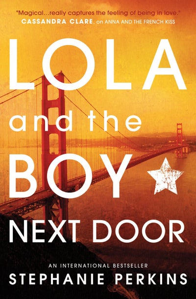 اشتري Lola And The Boy Next Door غلاف ورقي عادي في الامارات