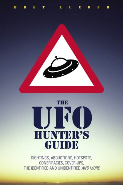 اشتري A Ufo Hunter's Guide - غلاف ورقي عادي في الامارات