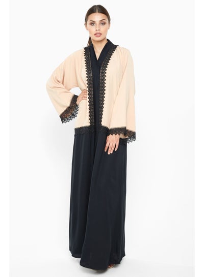 اشتري Trendy Abaya With Stripe Lace Detailing أسود / بيج في الامارات