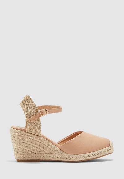 Buy Closed Toe Espadrille Wedge Sandals Beige in UAE