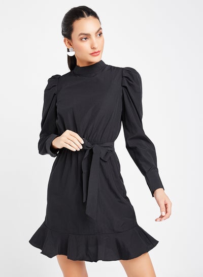 اشتري فستان سادة بحافة مكشكشة أسود في السعودية
