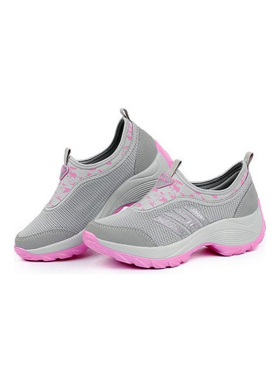 Buy Versatile Tennis Sport Shoes Grey in Saudi Arabia