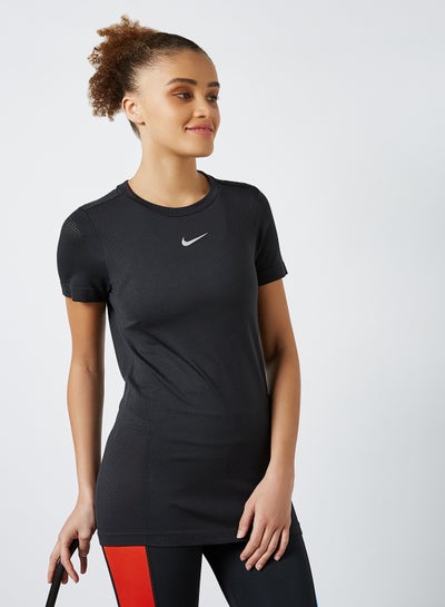 Infinite Running Top Black/Reflective Silv price in Egypt, Noon Egypt