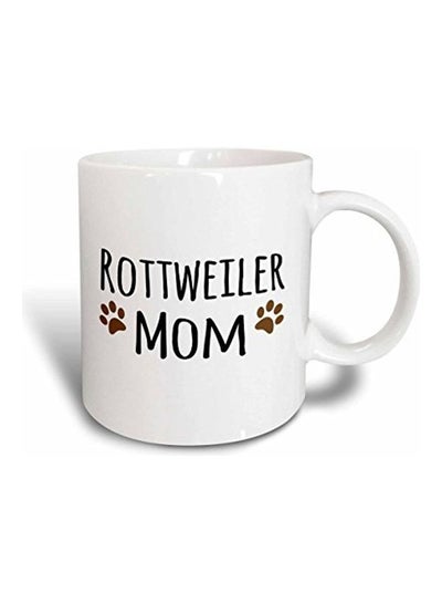 اشتري مج مطبوع عليه عبارة "Rottweiler Mom" أبيض/ أسود في الامارات