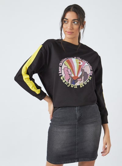 Buy Front Graphic Sweatshirt Black in UAE