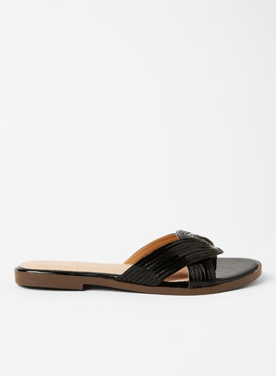 Buy Casual Slip-On Flat Sandals Black in Saudi Arabia