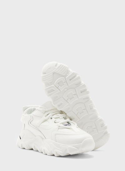 Buy Chunky Sporty Low Top Sneakers White in Saudi Arabia