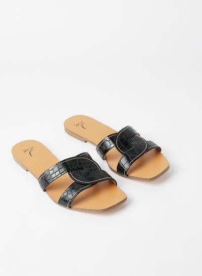 Buy Textured Open Toe Flat Sandals Black in Saudi Arabia