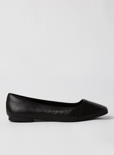 اشتري حذاء كوسافليكس بدون رباط بمقدمة مربعة. أسود في السعودية