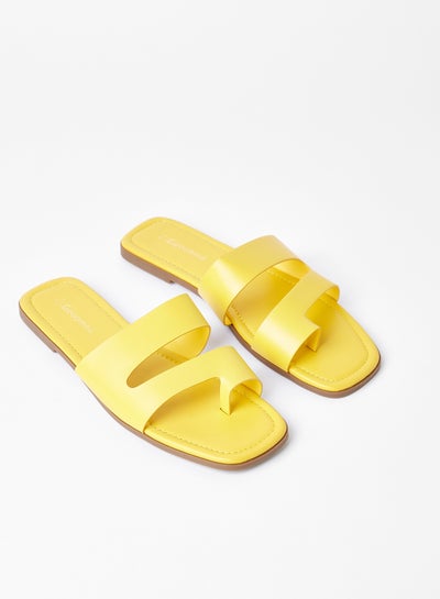 Buy Comfortable Footbed Trendy Flat Sandals Preili Yellow in Saudi Arabia