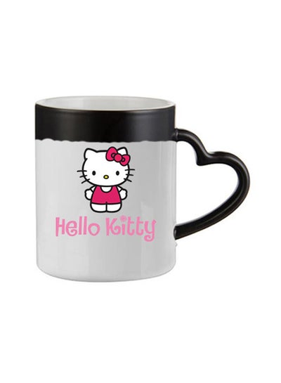 اشتري مج قهوة سحري للمشروبات الساخنة والباردة بطبعة عبارة "Hello Kitty" وشكل قلب أسود/ أبيض 350ملليلتر في السعودية