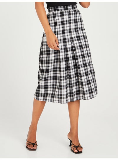 Buy Gingham Checked Pleated Shift Skirt White/Black/Grey in Saudi Arabia