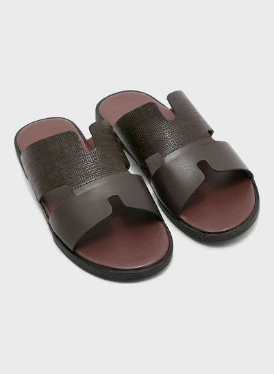 Buy Casual Slides Sandals Burgundy in Saudi Arabia