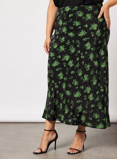 Buy Plus Size Floral Print Skirt Black in UAE