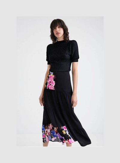اشتري M. Christian Lacroix Long Skirt Black Print في مصر