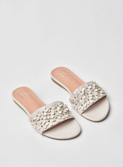 Buy Stylish Elegant Flat Sandals White in Saudi Arabia