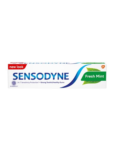 Buy Fresh Mint With Fluoride Toothpaste White/Green 100grams in UAE