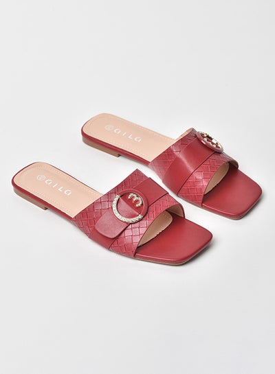 Buy Checked Pattern Broad Strap Flat Sandals Maroon in Saudi Arabia