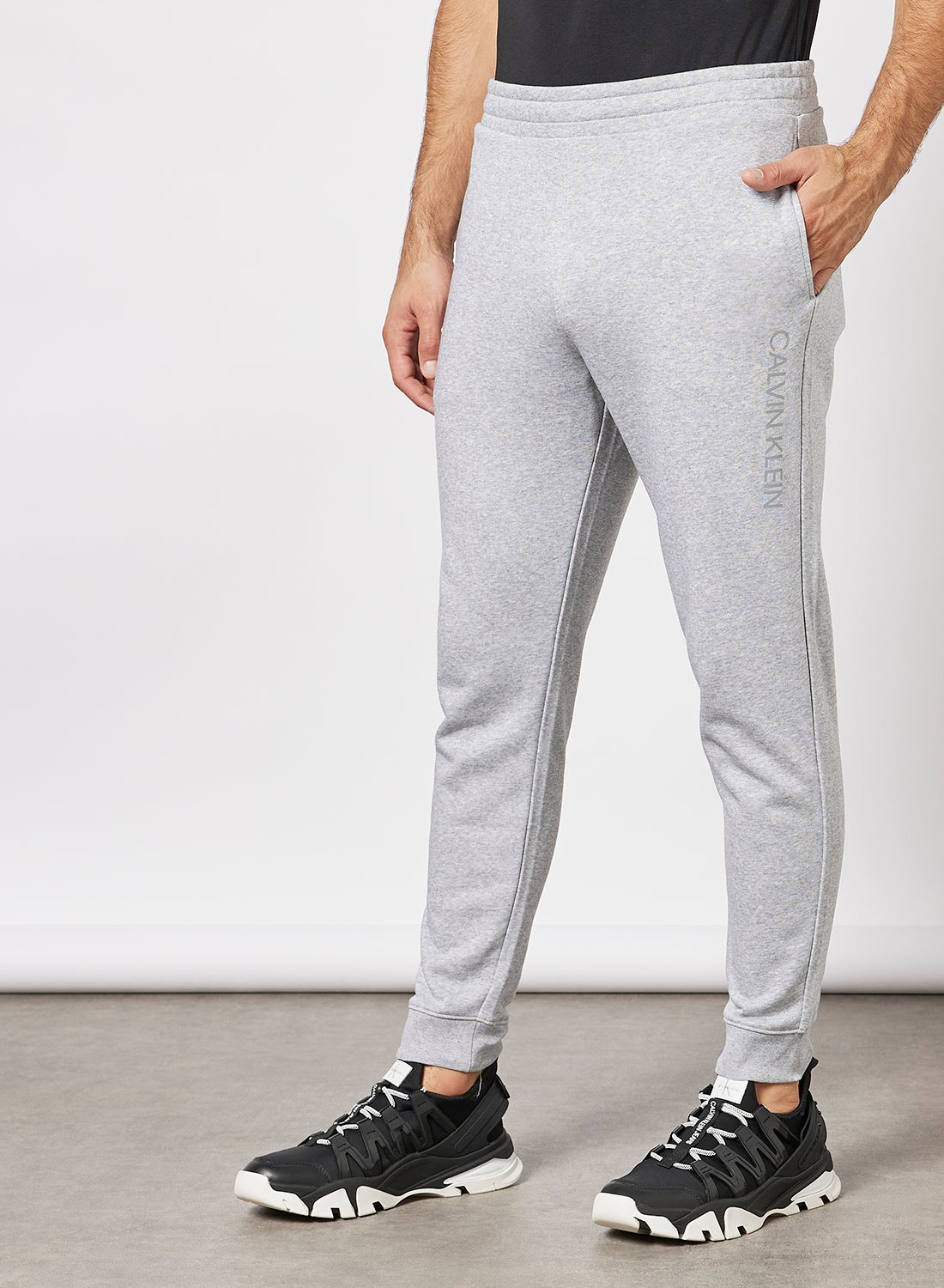 Calvin klein performance online joggers grey